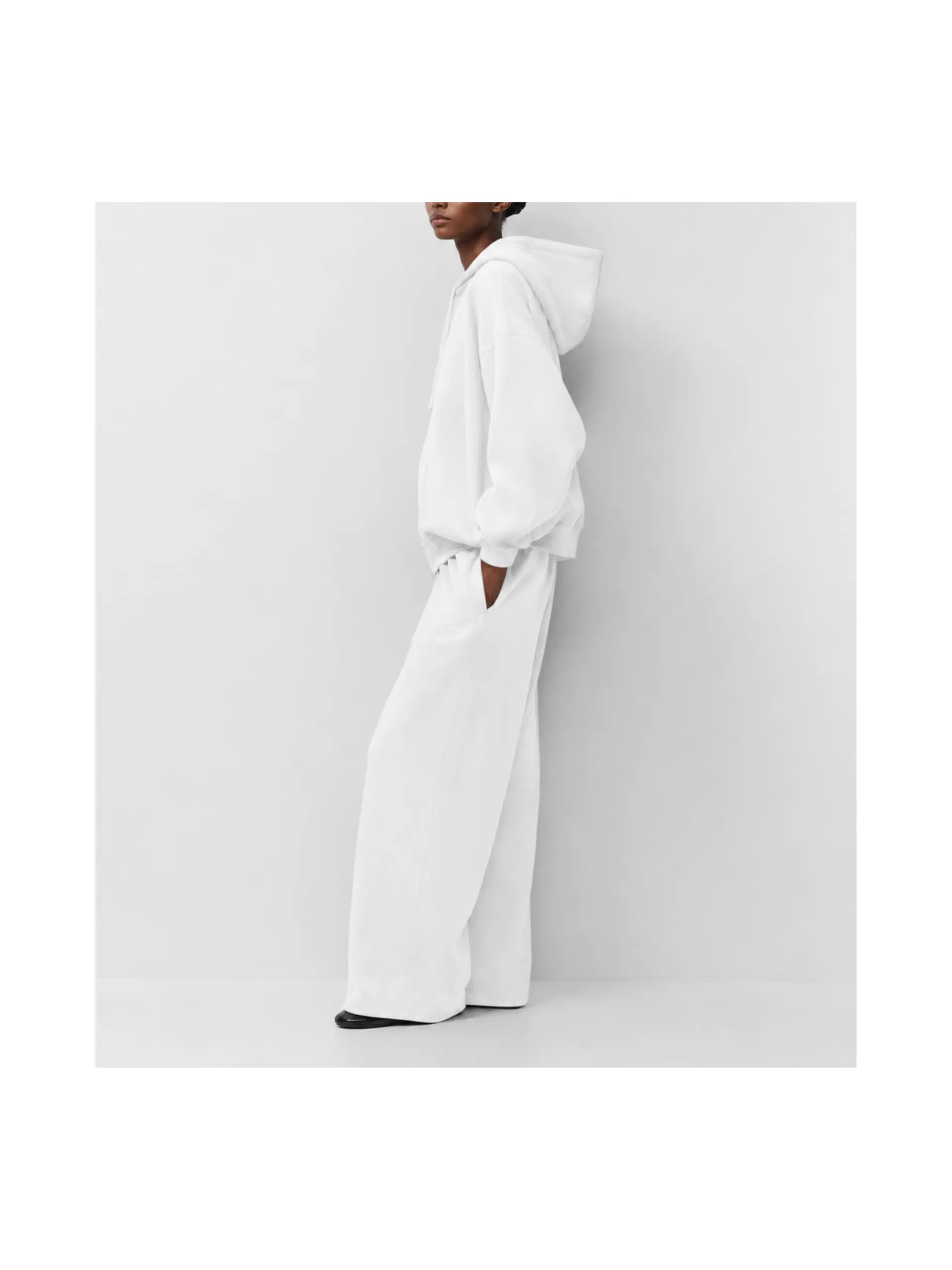 Essential Flutter Sweatpant in Porcelain White photo 3